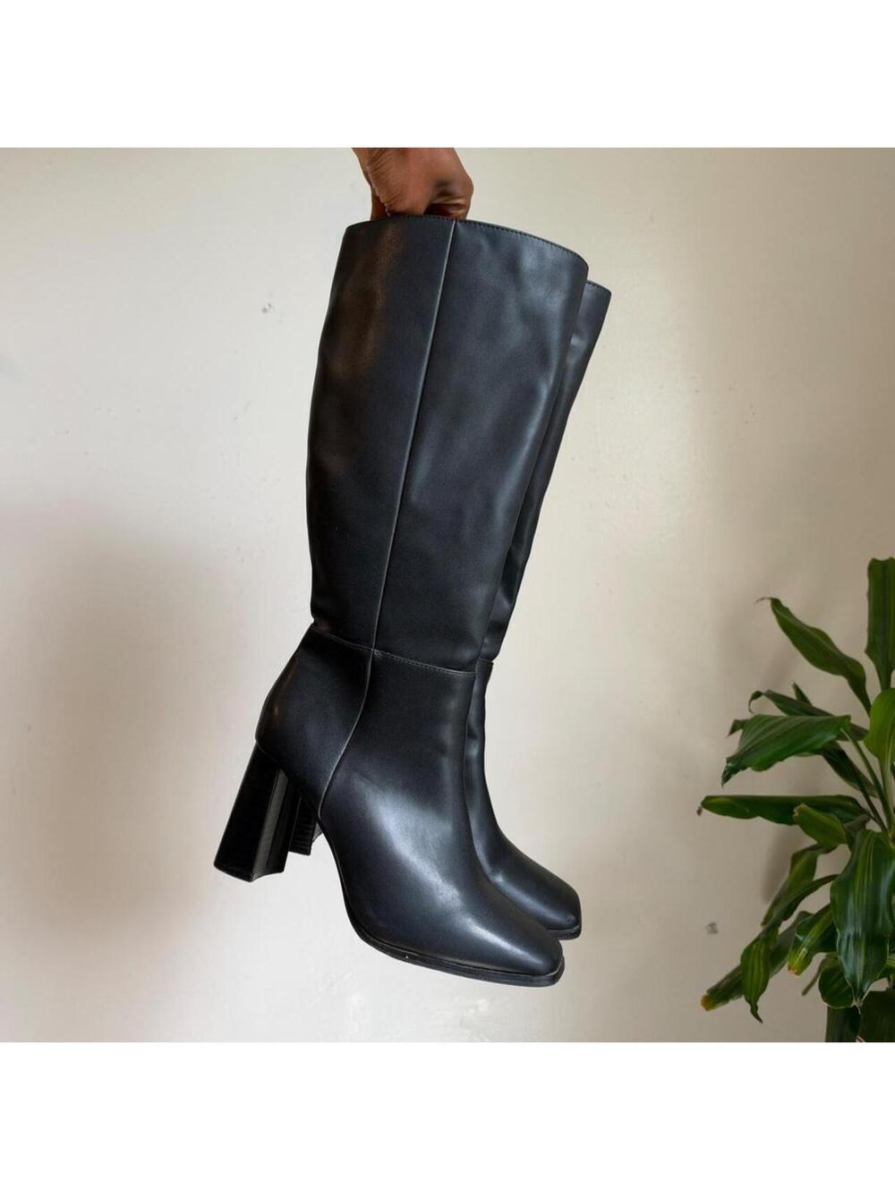 Y2K Black faux leather Square Toe Knee High Boots - Chunky Block Heel Size 7